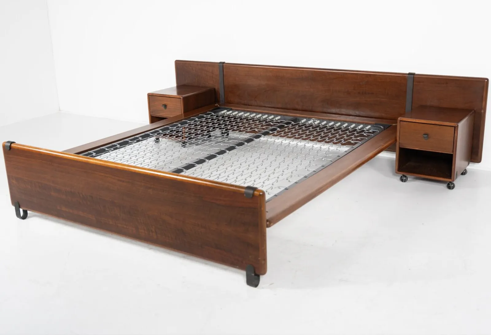 Mid Century Modern Bed With Nightstands By Fabio Lenci For Bernini, Italy, 1970s photo Furniture