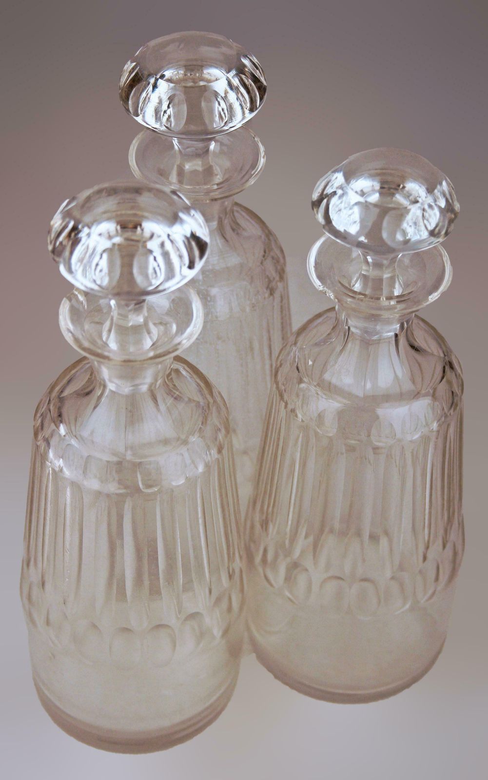 Jugendstil/Art Nouveau Set Of Silver Tantalus And Three Glass Decanters With Stoppers By German Company Württembergische Metallwarenfabrik (Wmf) photo vinterior