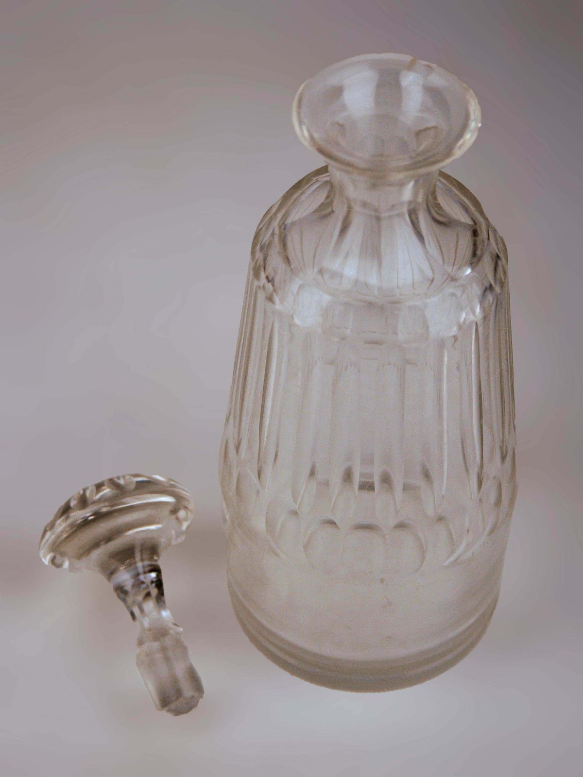 photo furniture Jugendstil/Art Nouveau Set Of Silver Tantalus And Three Glass Decanters With Stoppers By German Company Württembergische Metallwarenfabrik (Wmf)