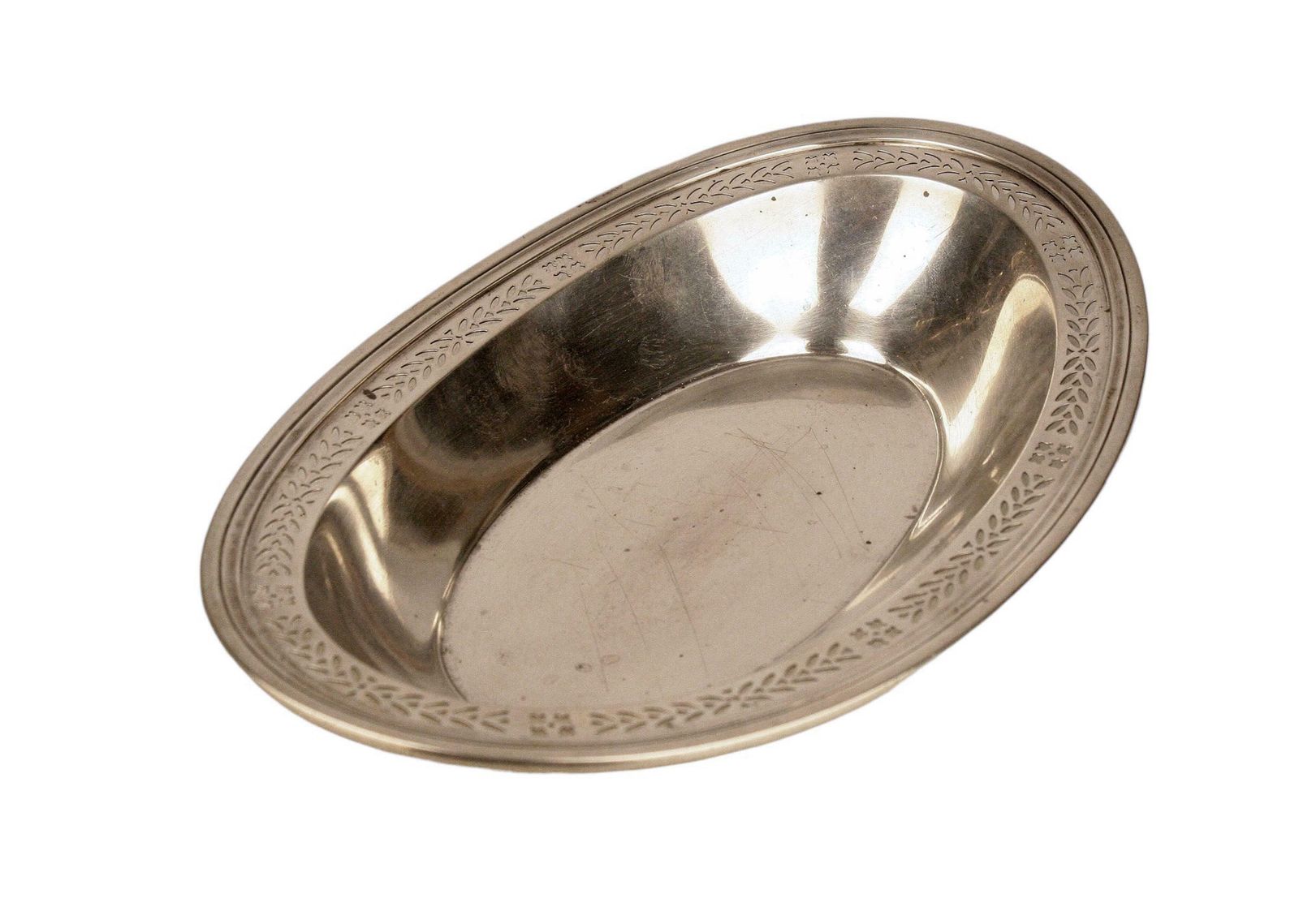 Early 20th Century Art Déco Sterling Silver Serving Bread Dish/Bowl By American Brand Tiffany & Co. photo for sale