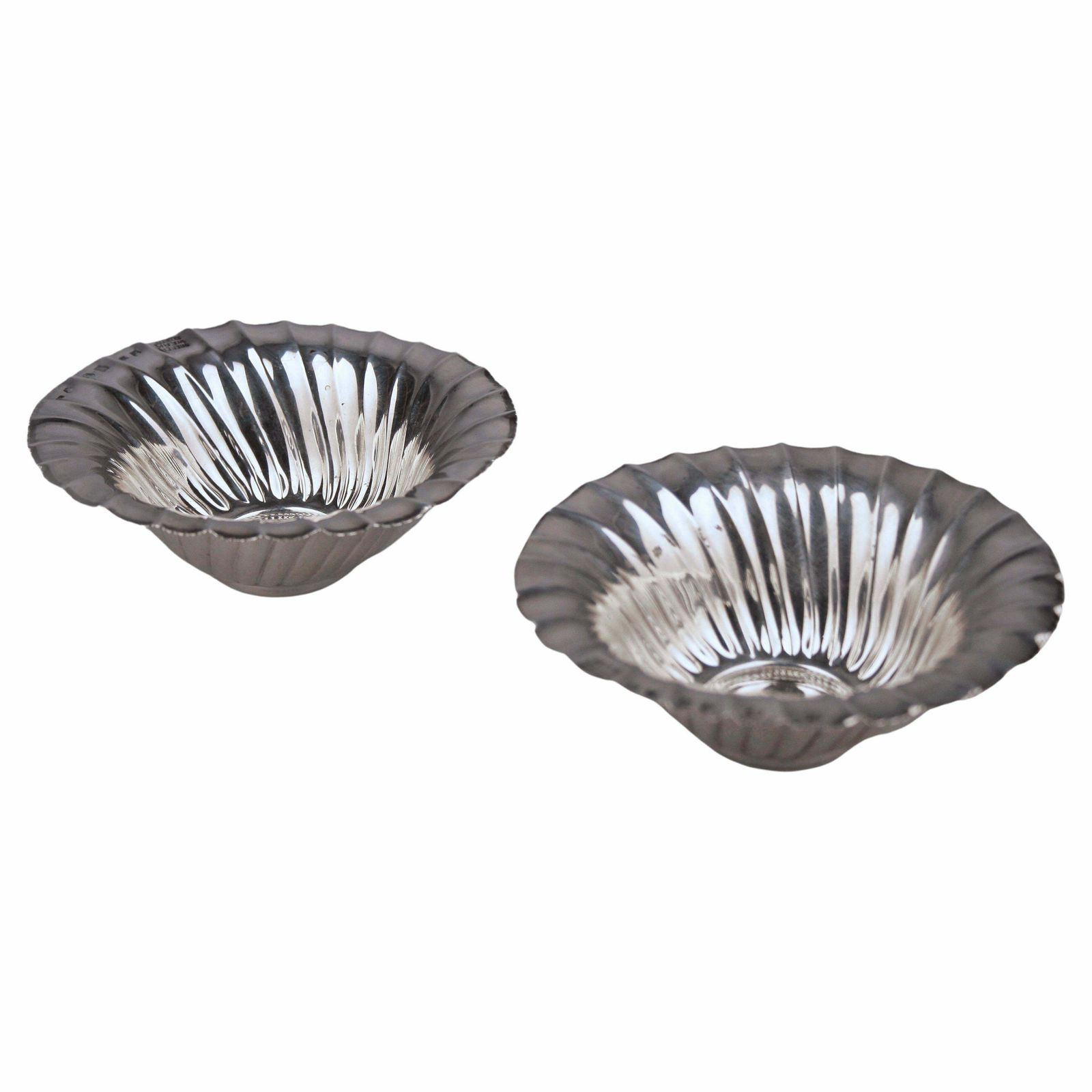Pair Of Art Nouveau Polished Silver Bowls By Josef Hoffmann For Wiener Werkstätte