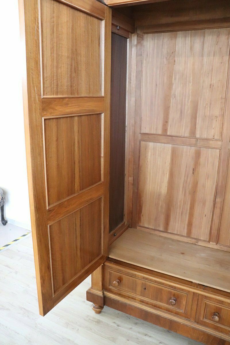 photo furniture Antique Veneer Walnut Wardrobe, Late 19th Century