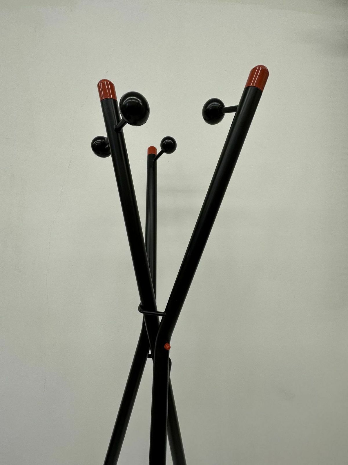 Memphis Design Tripod Coat Rack , 1980s photo vintage