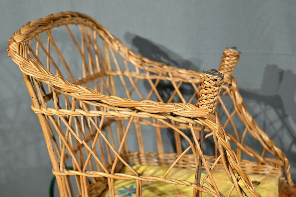 photo vintage Wicker Child Stroller – 1900, 1900s