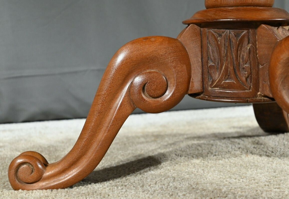 photo vintage Oval Pedestal Table With Mahogany System, Louis Philippe Period – 1st Part 19th Century