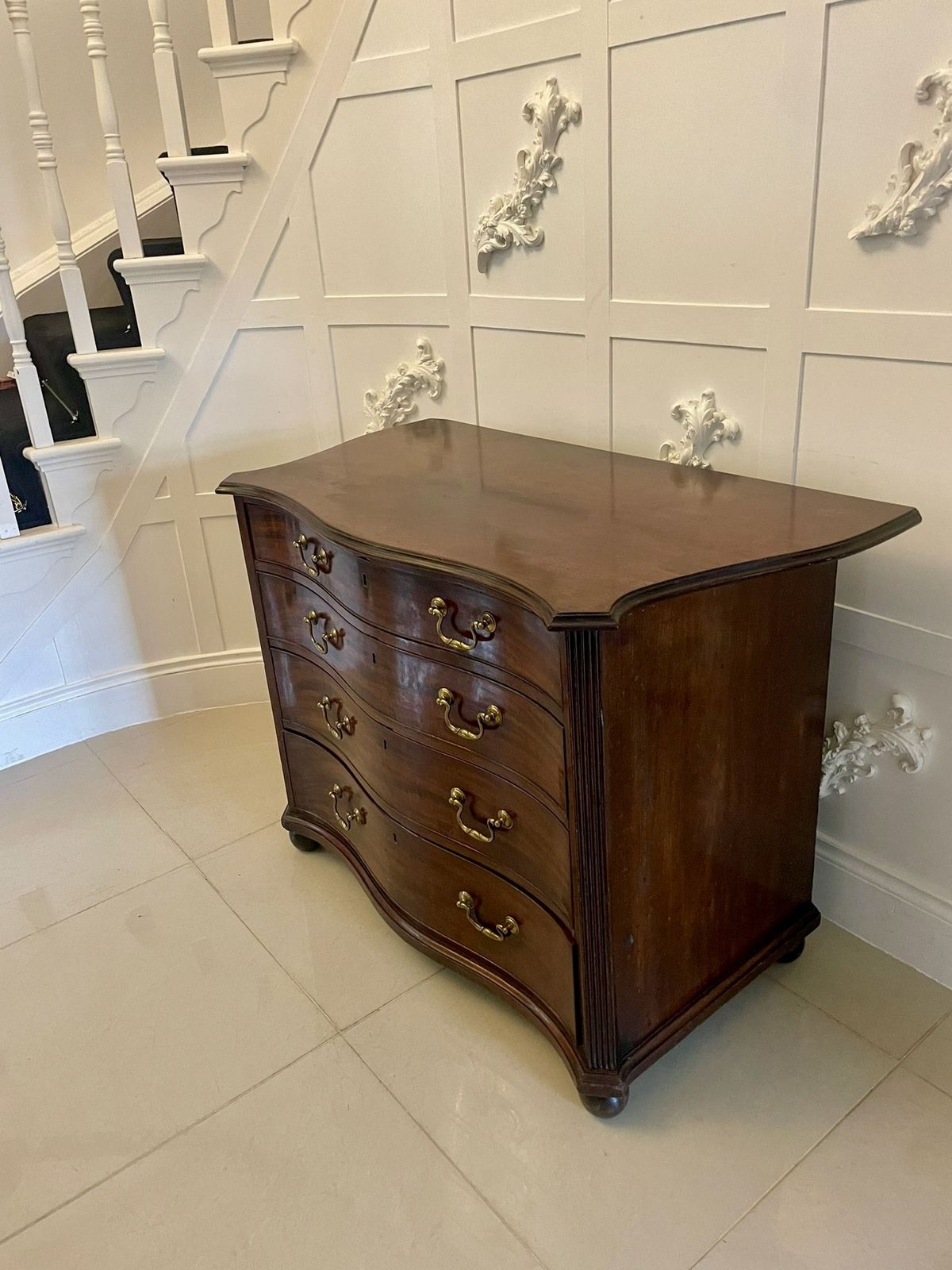 Outstanding Quality Antique 18th Century Mahogany Serpentine Chest Of Drawers photo buy
