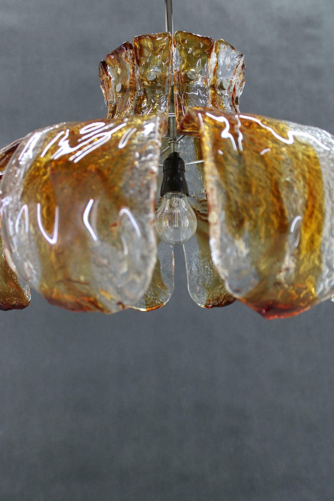 1970s Large Murano Glass Chandelier By Carlo Nason For Mazzega, Italy photo vinterior