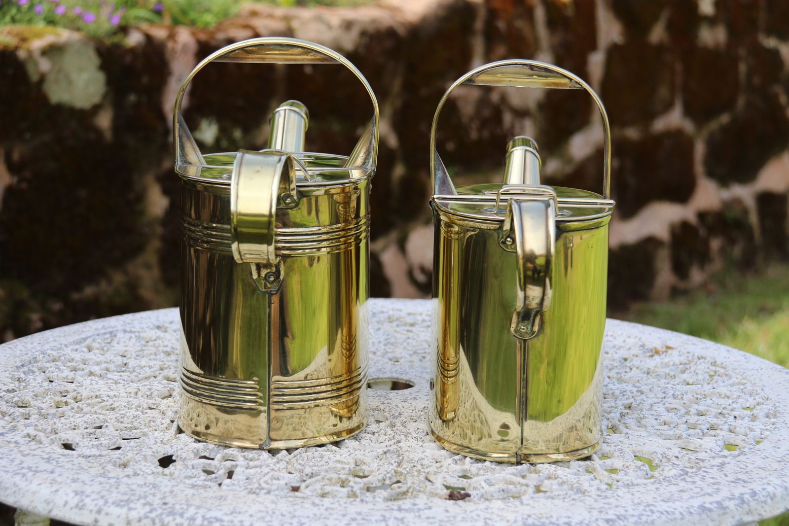 A Matched Pair Of Late 19th C Country House Type Brass Watering Cans From The Langham Hotel, London photo vinterior
