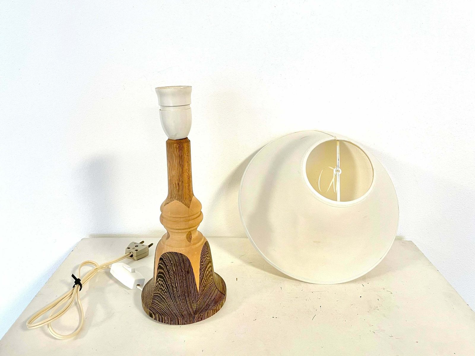 Danish Mid Century Wooden Sculptural Modernist Table Lamp With Organic Shapes And Vintage White Shade photo vinterior