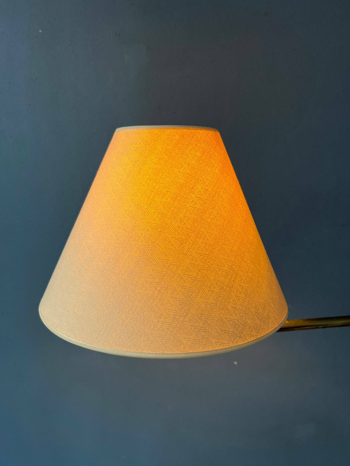 Gouden Hollywood Regency Zwenkarm Wandlamp Met Beige Kap photo 244.0