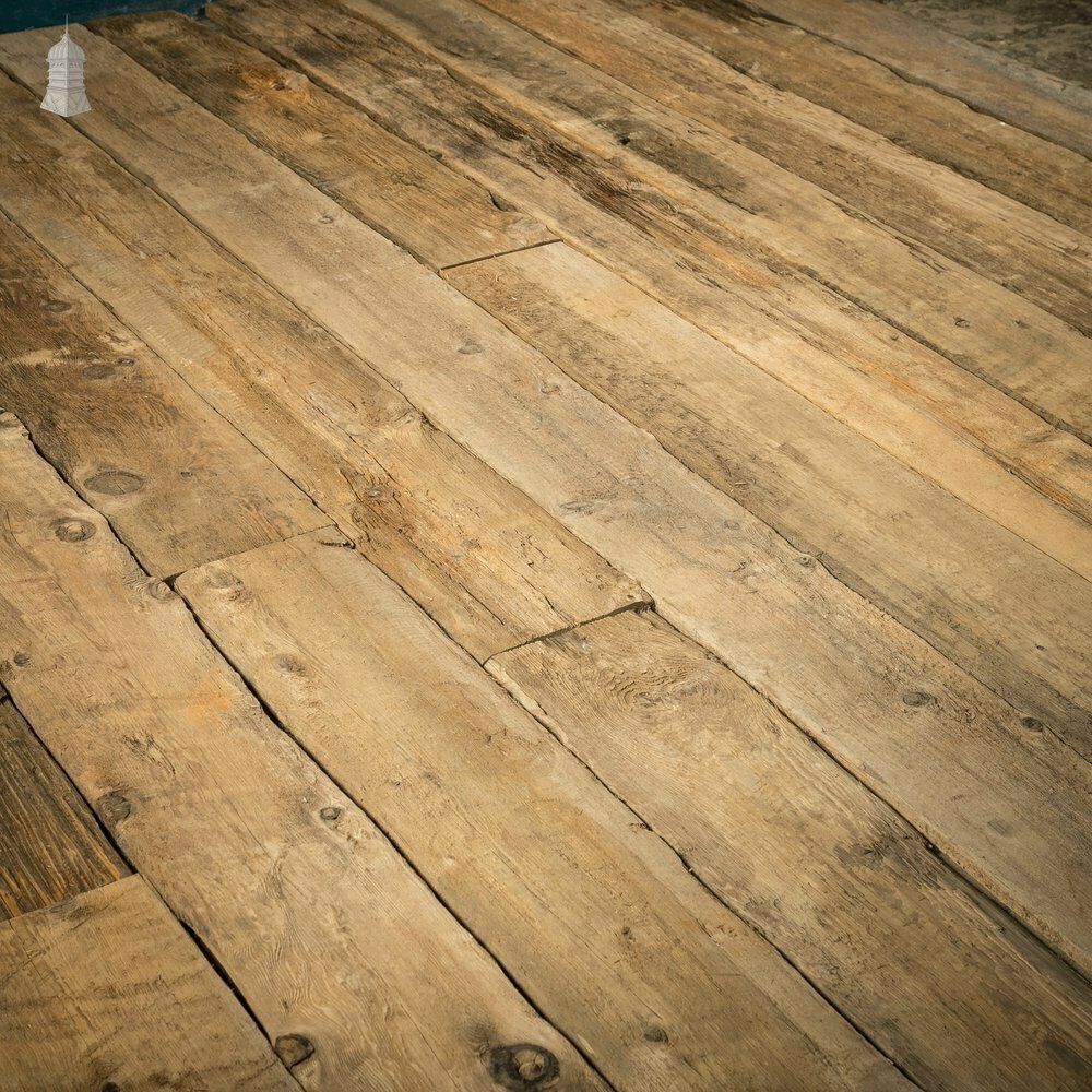 Distressed Pine Boards, 8.5 Inch Wide, Batch Of 10.8 Square Metres photo 1164.0