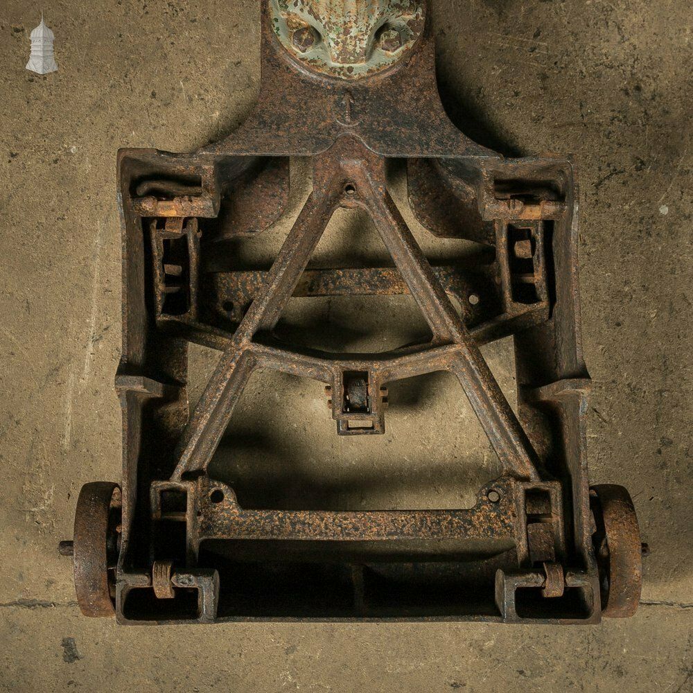 photo for sale Averey Platform Scales, 3cwt Weighing Scale, Cast Iron