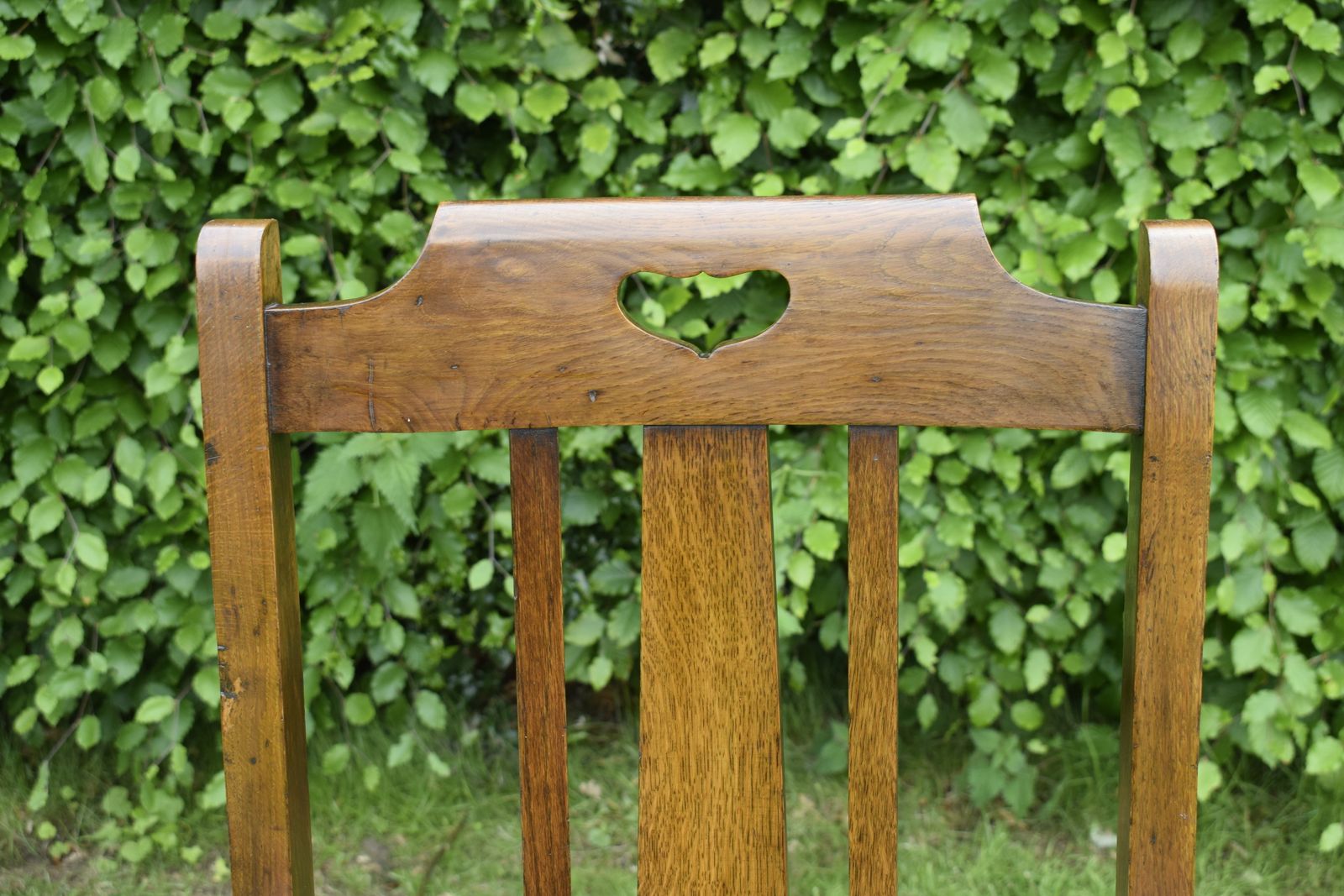 photo furniture Pair Of Oak Arts & Crafts Armchairs