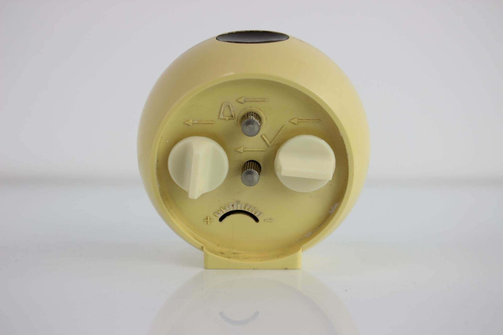 Winding Alarm Clock By Prim, Czechoslovakia, "Space Age" 1960s photo 201.0