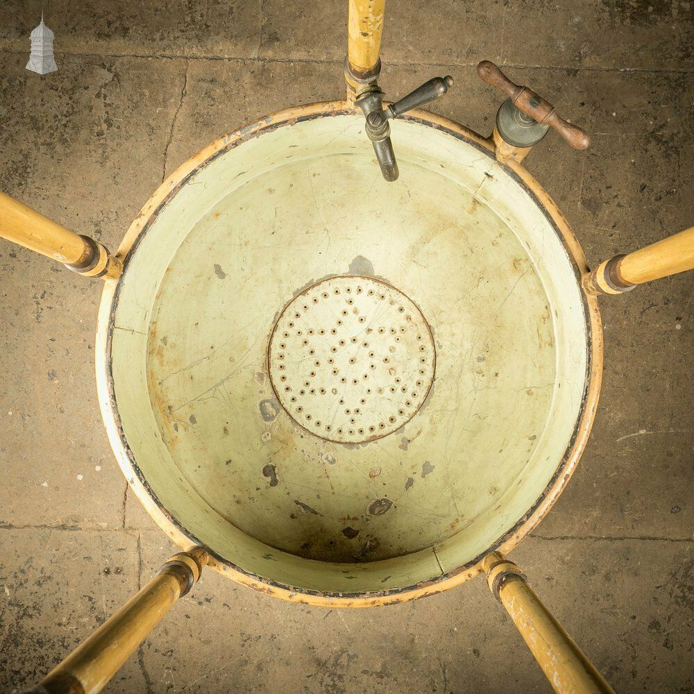 photo furniture Victorian Campaign Shower, Fallows And Adcock Of Belgrave Square No.4