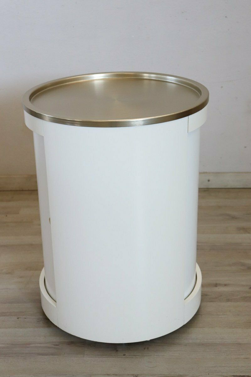 photo furniture Space Age White Bar Cart On Wheels With Sliding Door, 1960s