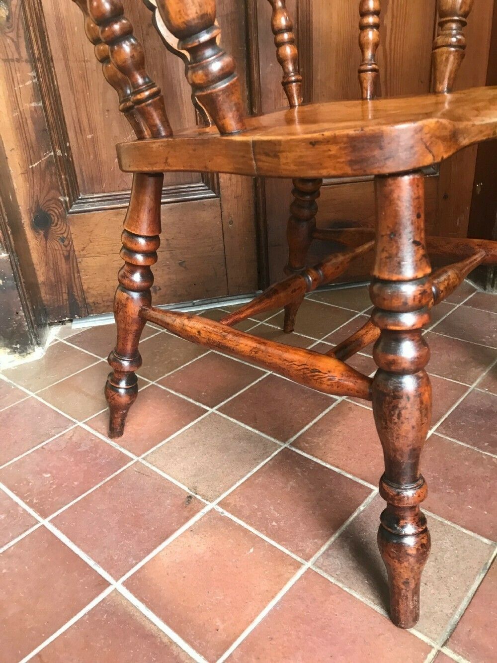 1880s Windsor Yew Broad Arm Chair photo vintage