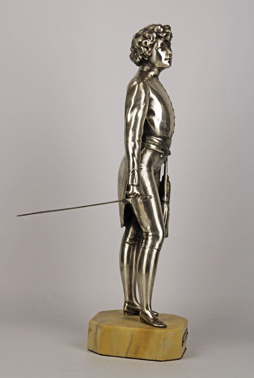 20th Century Silvered Spelter/Zamac Statue Of Sarah Bernhardt As Napoleon II In L' Aiglon With Marble Base photo vinterior