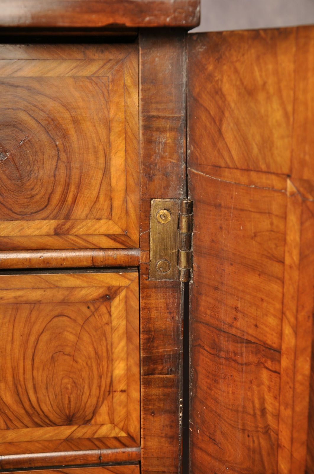 14800.0 17th Century Olive Wood Oyster Cabinet photo