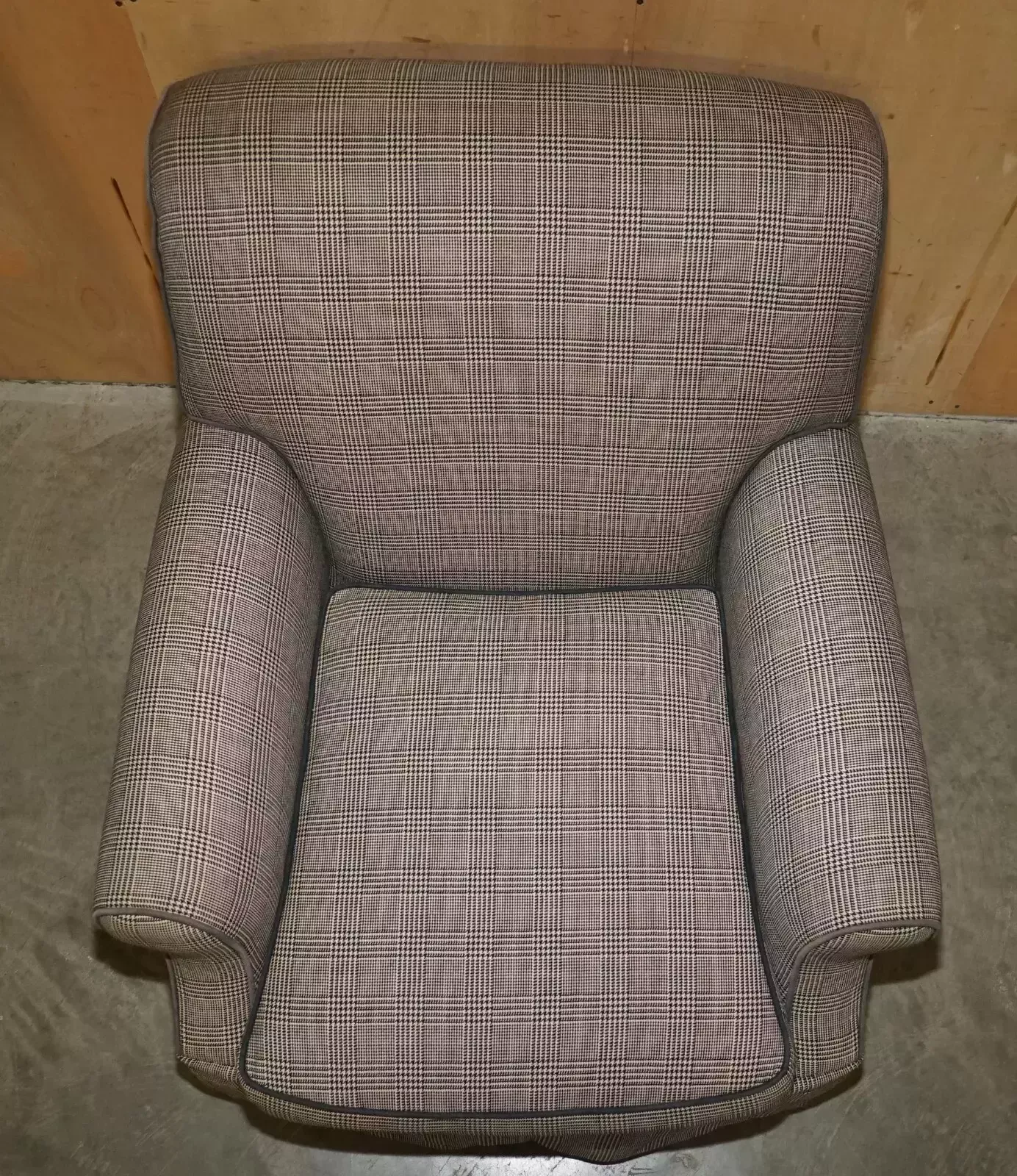 Pair Of Stunning Extra Large Ralph Lauren Armchairs In Scottish Tartan Fabric photo 8000.0