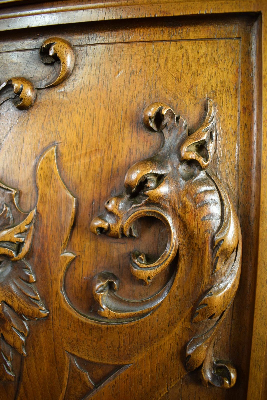 Architectural French Antique Hand Carved Wood Cupboard Chimera Head Mascaron 19th photo vinterior