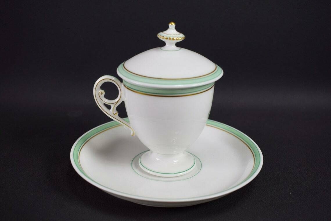 French Porcelain Cream Pot Paris 19th Saint Honoré Paris N4