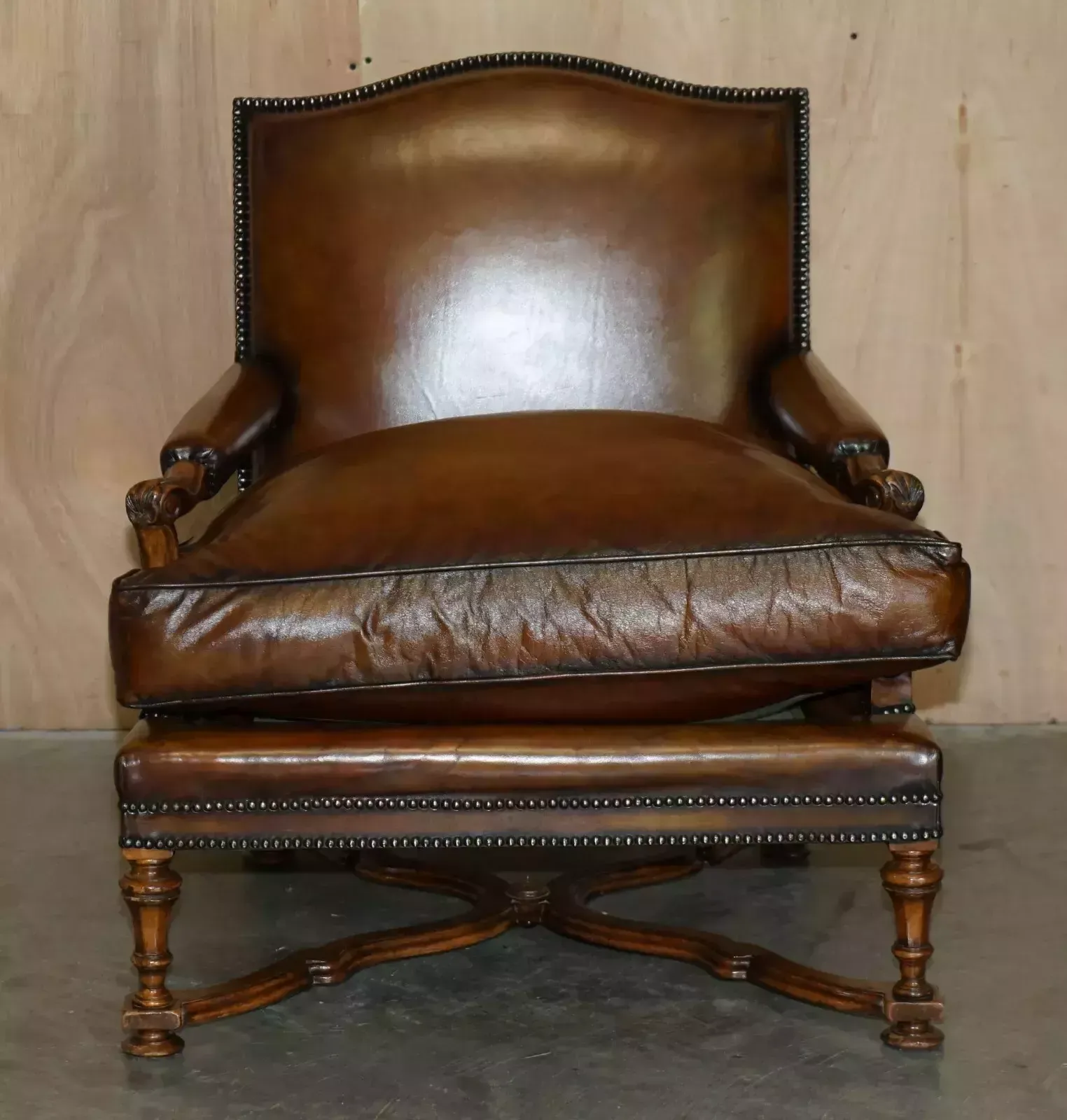 Lovely Pair Of Hand Dyed Cigar Brown Leather Library Armchairs With Ottoman photo Furniture