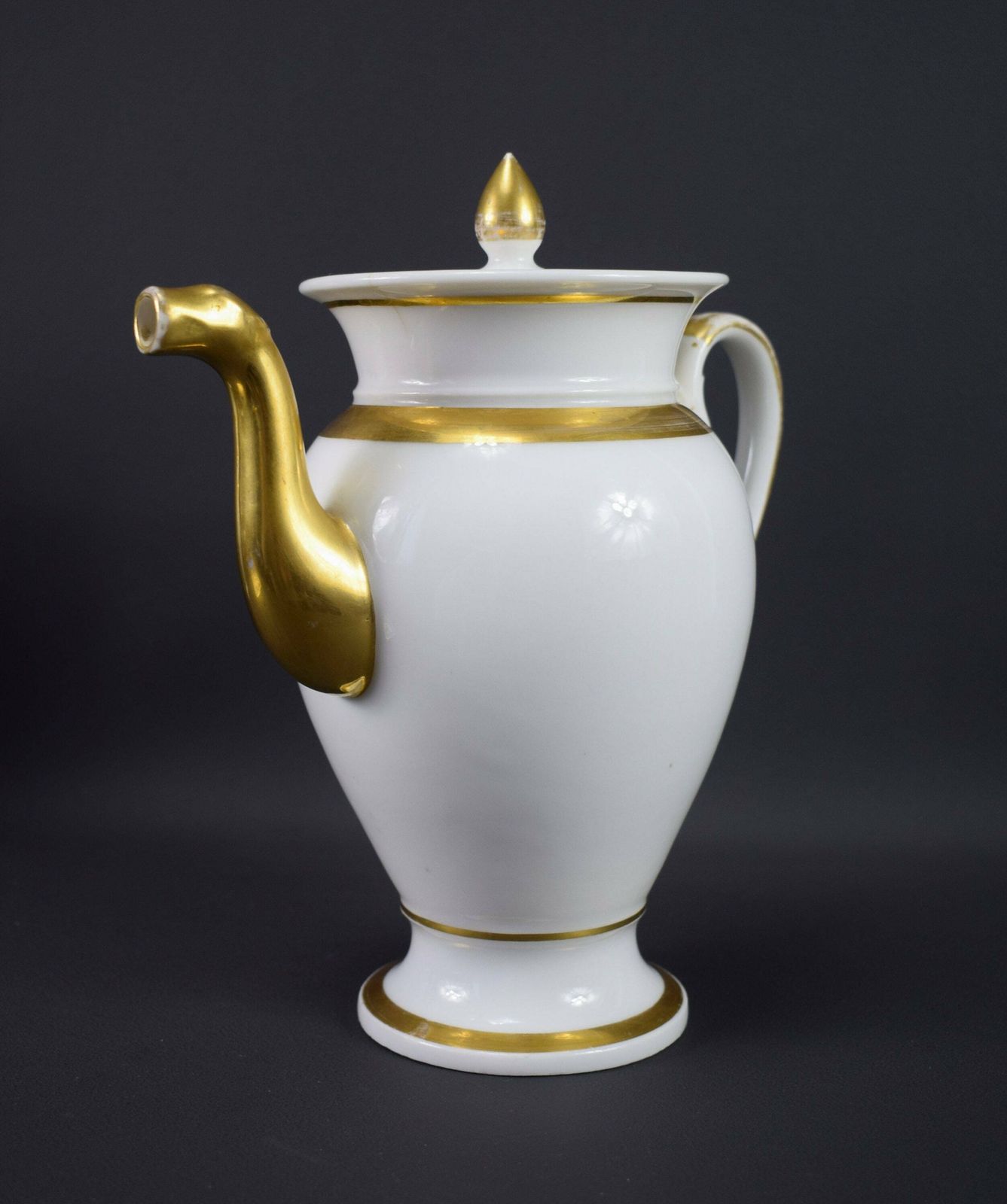 Antique French Vieux Paris Porcelain Coffee Pot 19th photo furniture