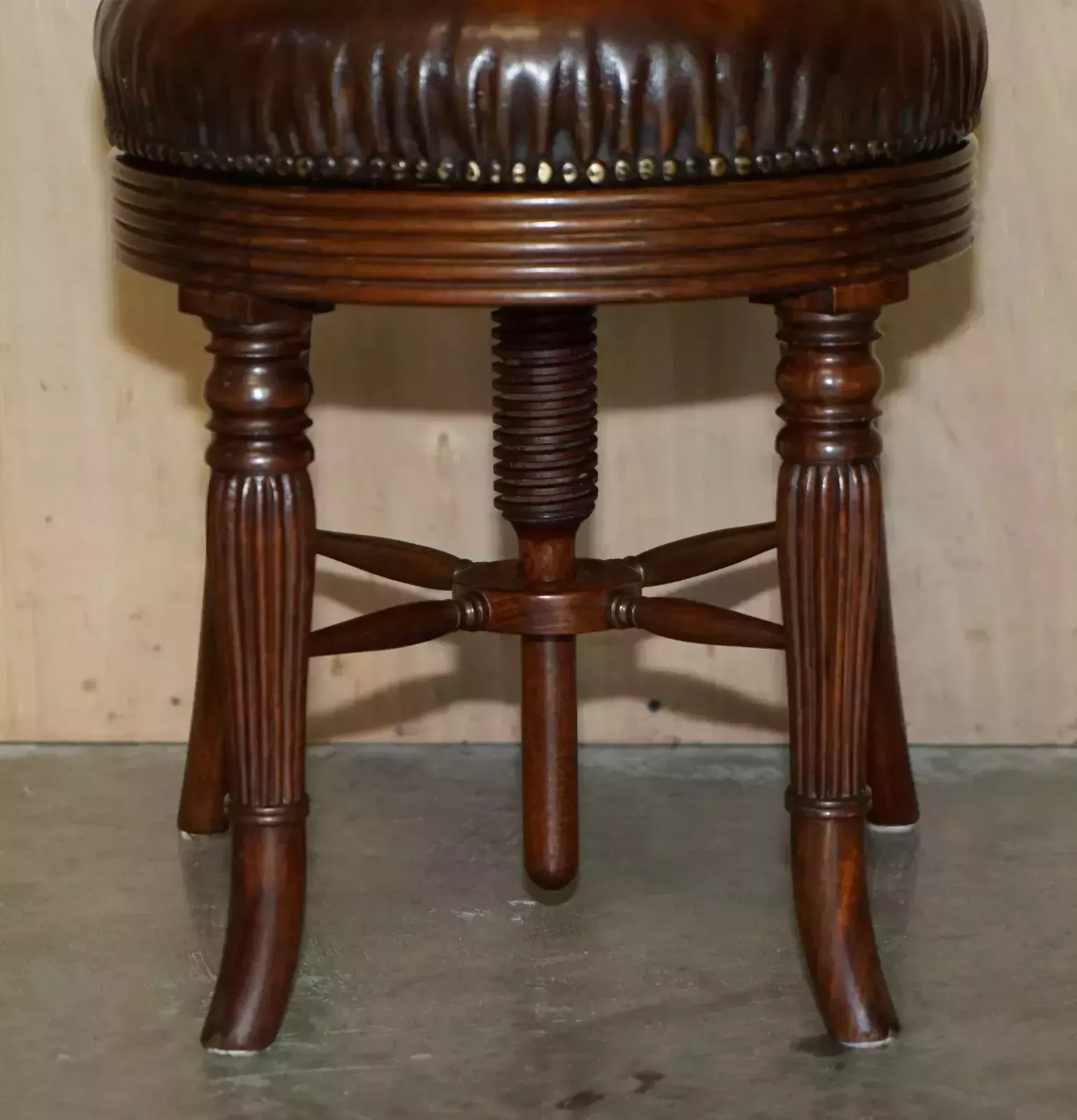 Exquisite Solid Mahogany Brown Leather Antique Musicians Chair Height Adjustable photo vintage