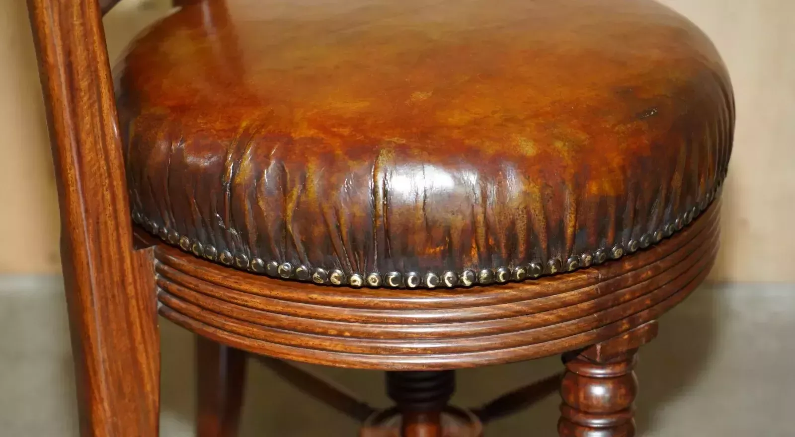 1850.0 Exquisite Solid Mahogany Brown Leather Antique Musicians Chair Height Adjustable photo