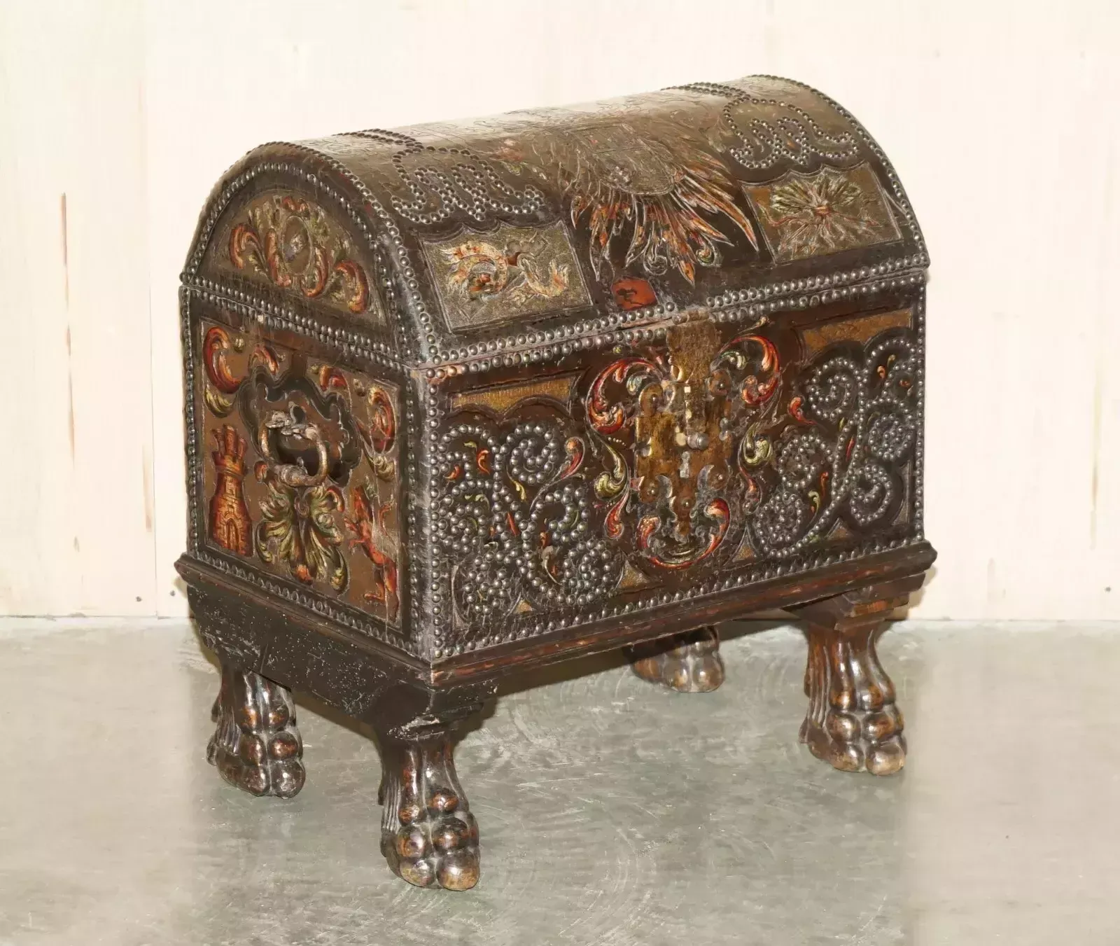 18th Century Polychrome Painted Leather Armorail Crest Trunk Carved Walnut Feet photo furniture