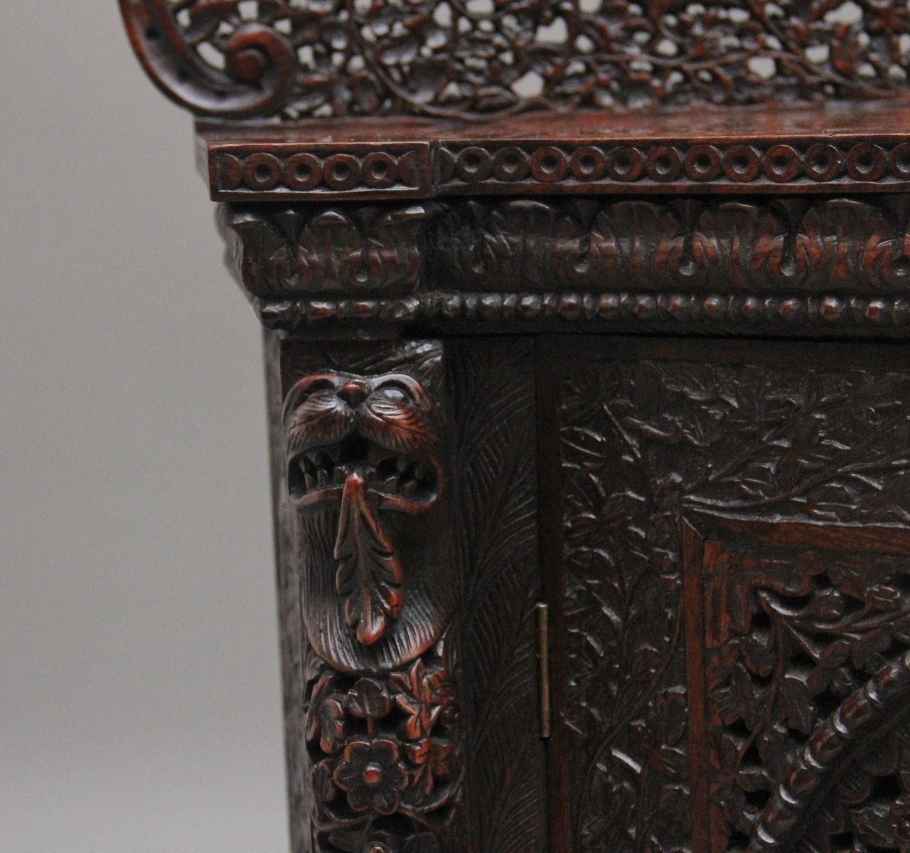 2250.0 A Superb Quality 19th Century Anglo Indian Cabinet photo