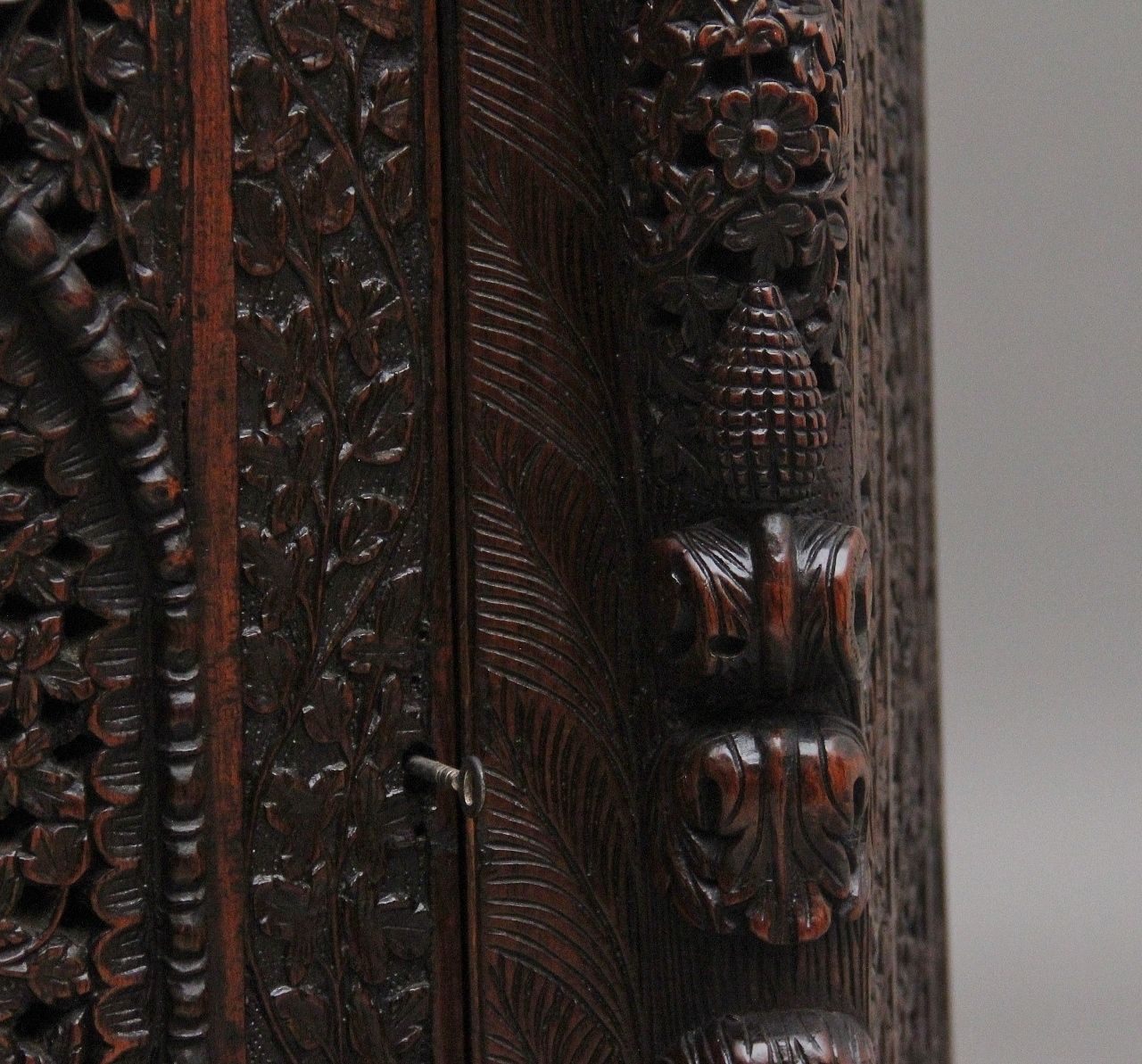 photo buy A Superb Quality 19th Century Anglo Indian Cabinet