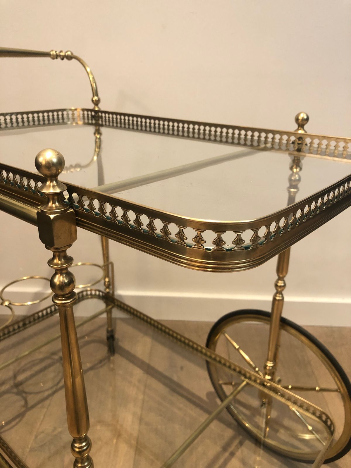 photo furniture Neoclassical Style Rolling Table In Brass In The Taste Of Maison Jansen