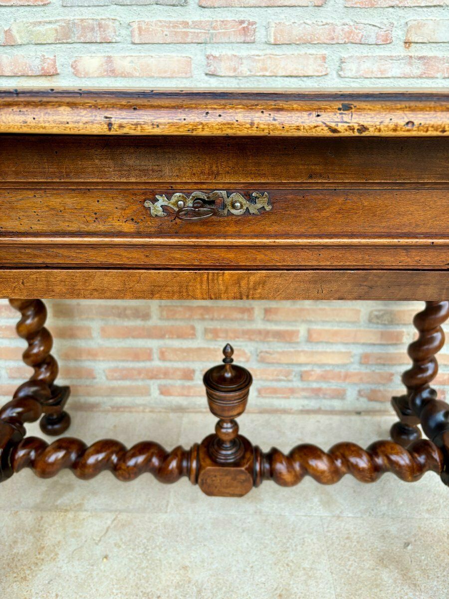 photo furniture Antique French Walnut Desk, 1800s