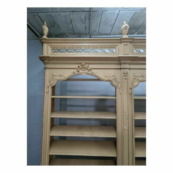 photo vinterior Large Bibus Bookcase With 19th Century Woodwork