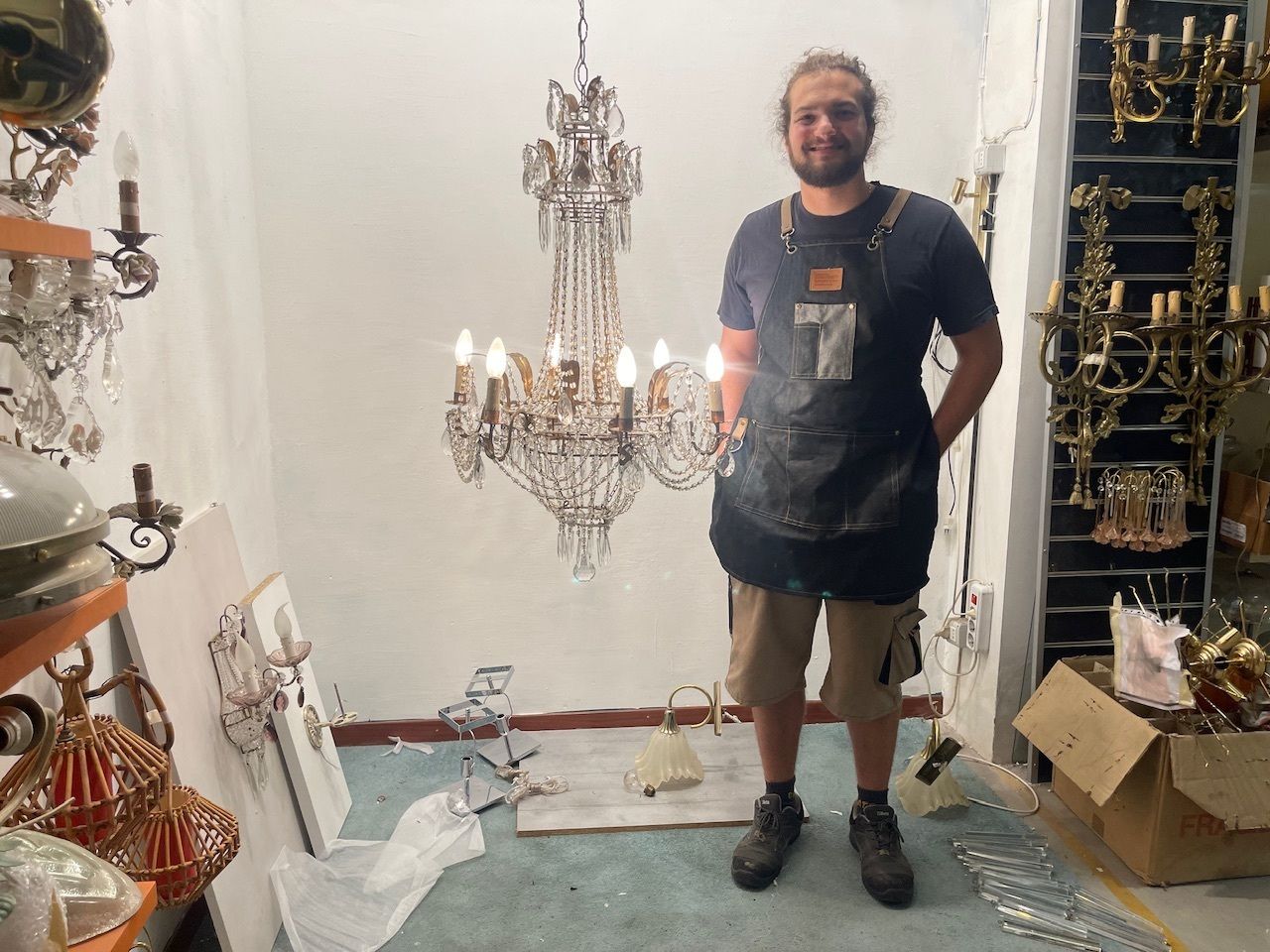 Tole Florentine Italian Macaroni Crystal Chandelier From The 1940s photo 1900.0