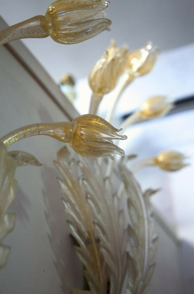 photo for sale Seguso Pair Of Sconces, Murano Glass With Gold Leaf, Tulips, Leaves And Bow Deco