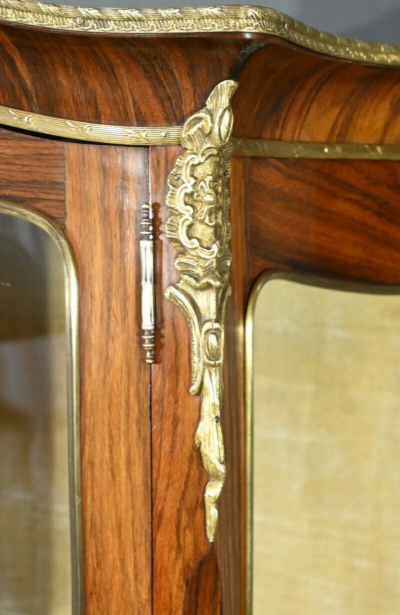 photo furniture Rosewood Showcase Furniture, Napoleon III Period, Louis XV/Louis XVI Style – Mid 19th Century