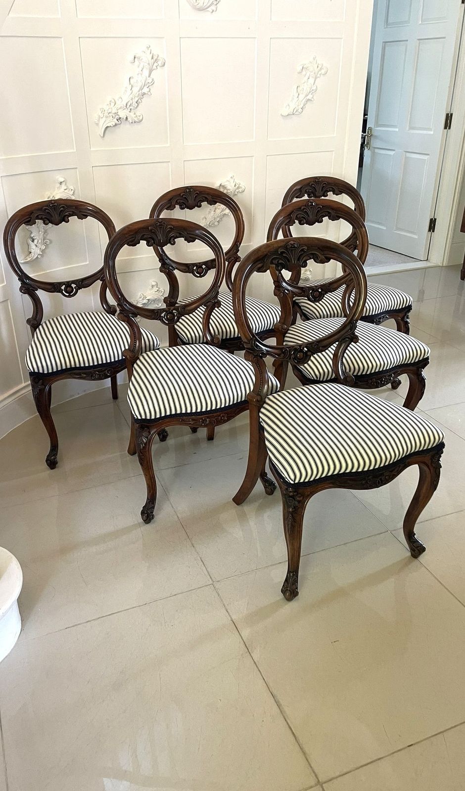 Furniture Outstanding Quality Set Of 6 Antique 19th Century Carved Walnut Dining Chairs photo