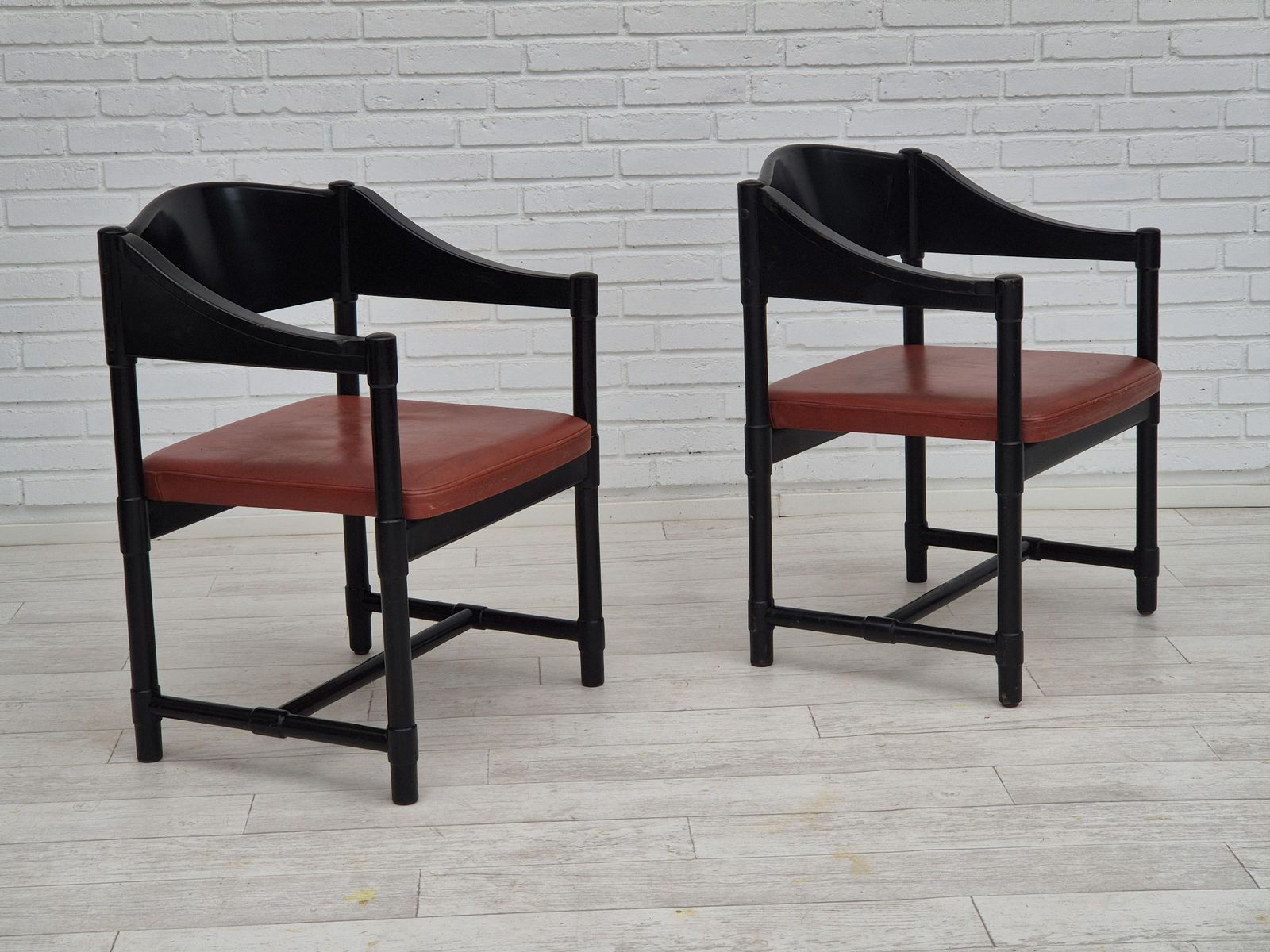 1970s, Set Of 2 Finnish Armchairs By Lepokalusto, Original Condition, Birch Wood, Leather. photo 800.0