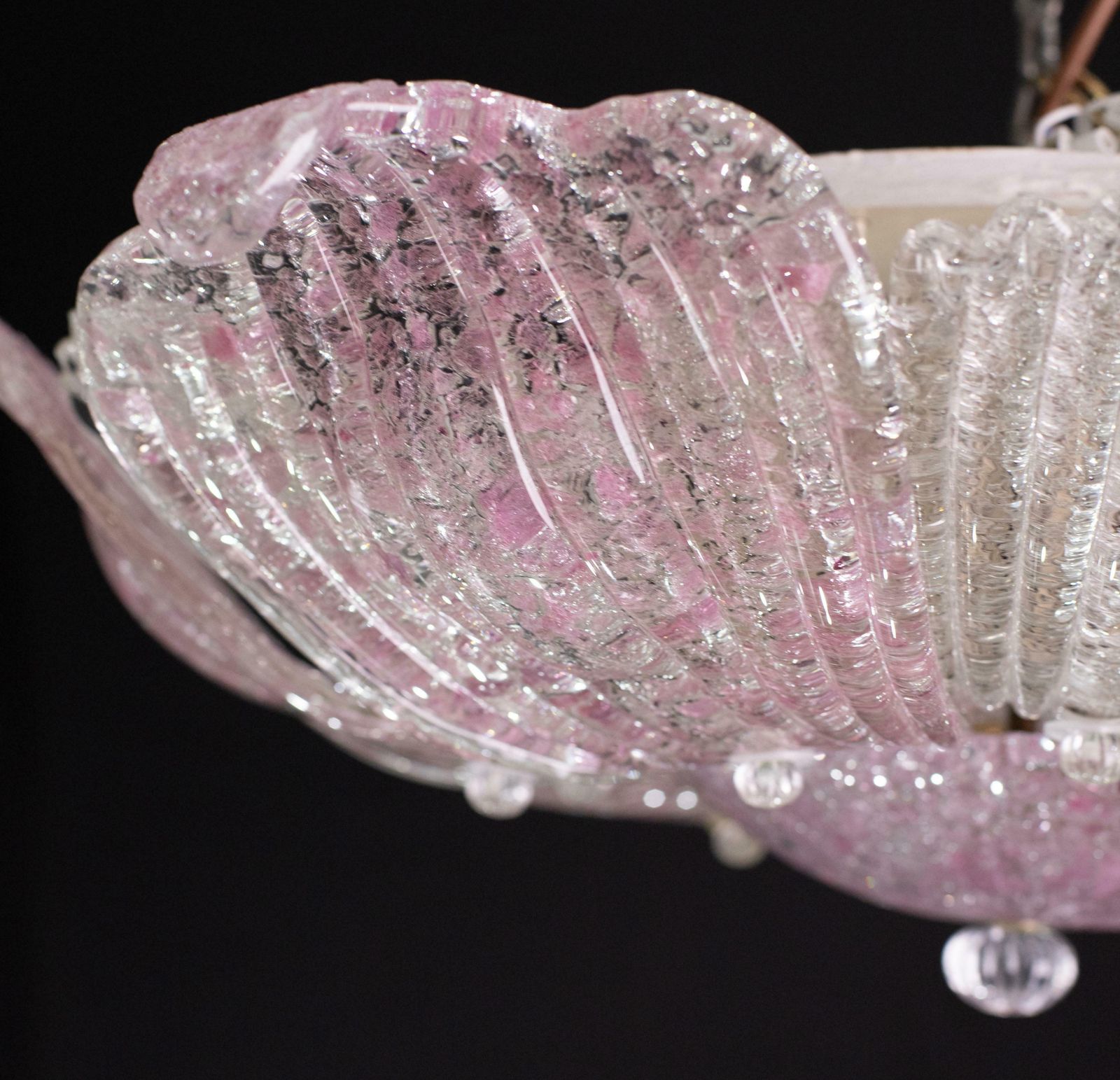 photo vinterior Fascinating Vintage Murano Glass Ceiling Lamp Pink