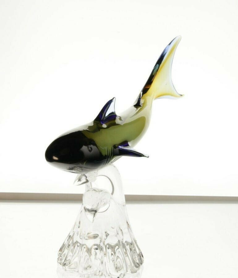 photo for sale Roberto Camozzo For Wyland, Hunting Shark On A Base, Murano Glass 1990s, Signed
