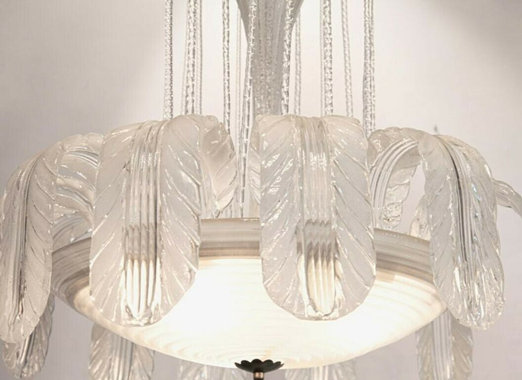 photo vintage Imposing Rare Barovier Fountain Chandelier, White Puligoso, 1930s, Murano Deco