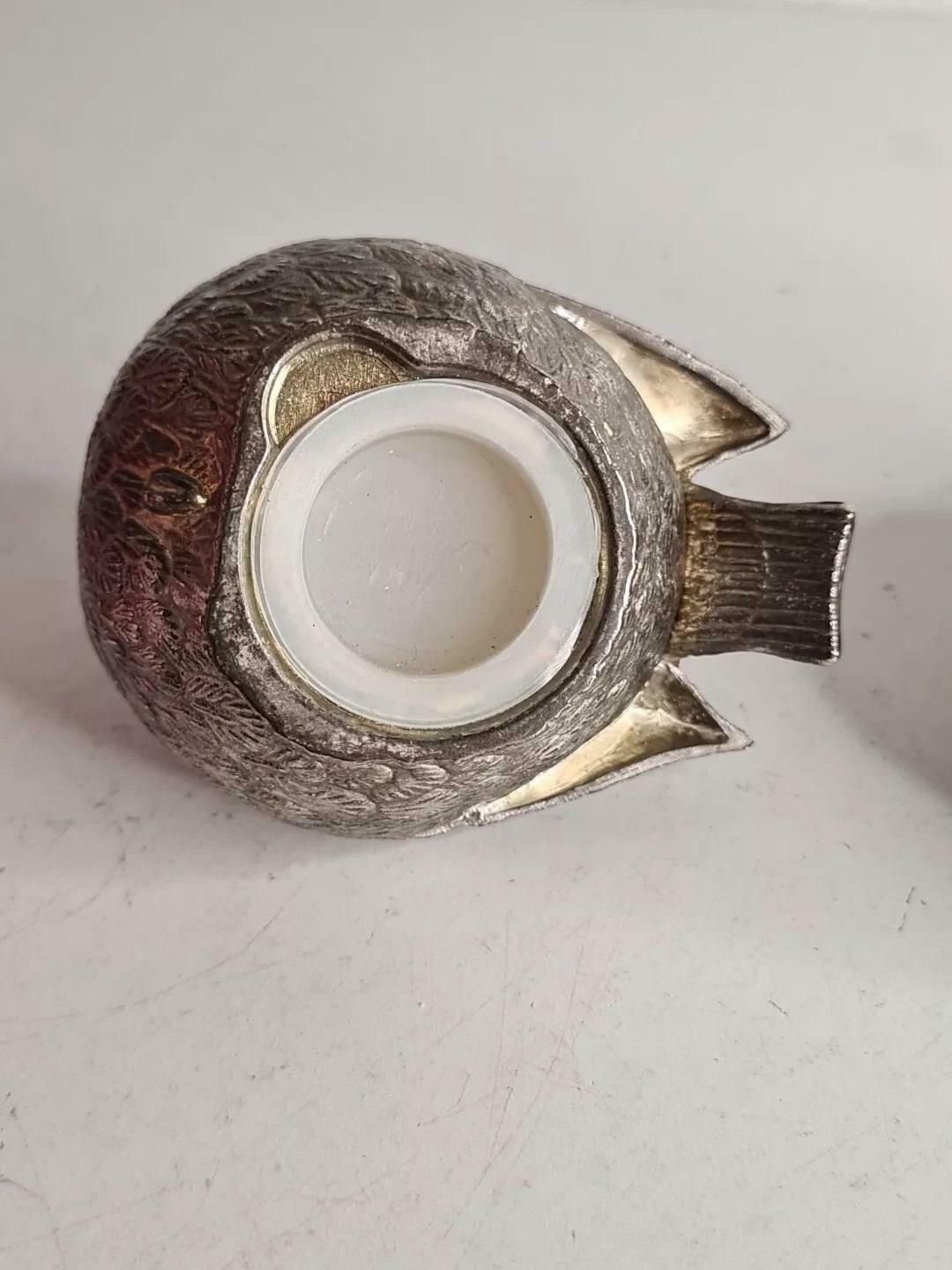 photo furniture Decorative Silver Salt Shaker, A Pair Of Antique Salt Shaker Sliver Quail Birds