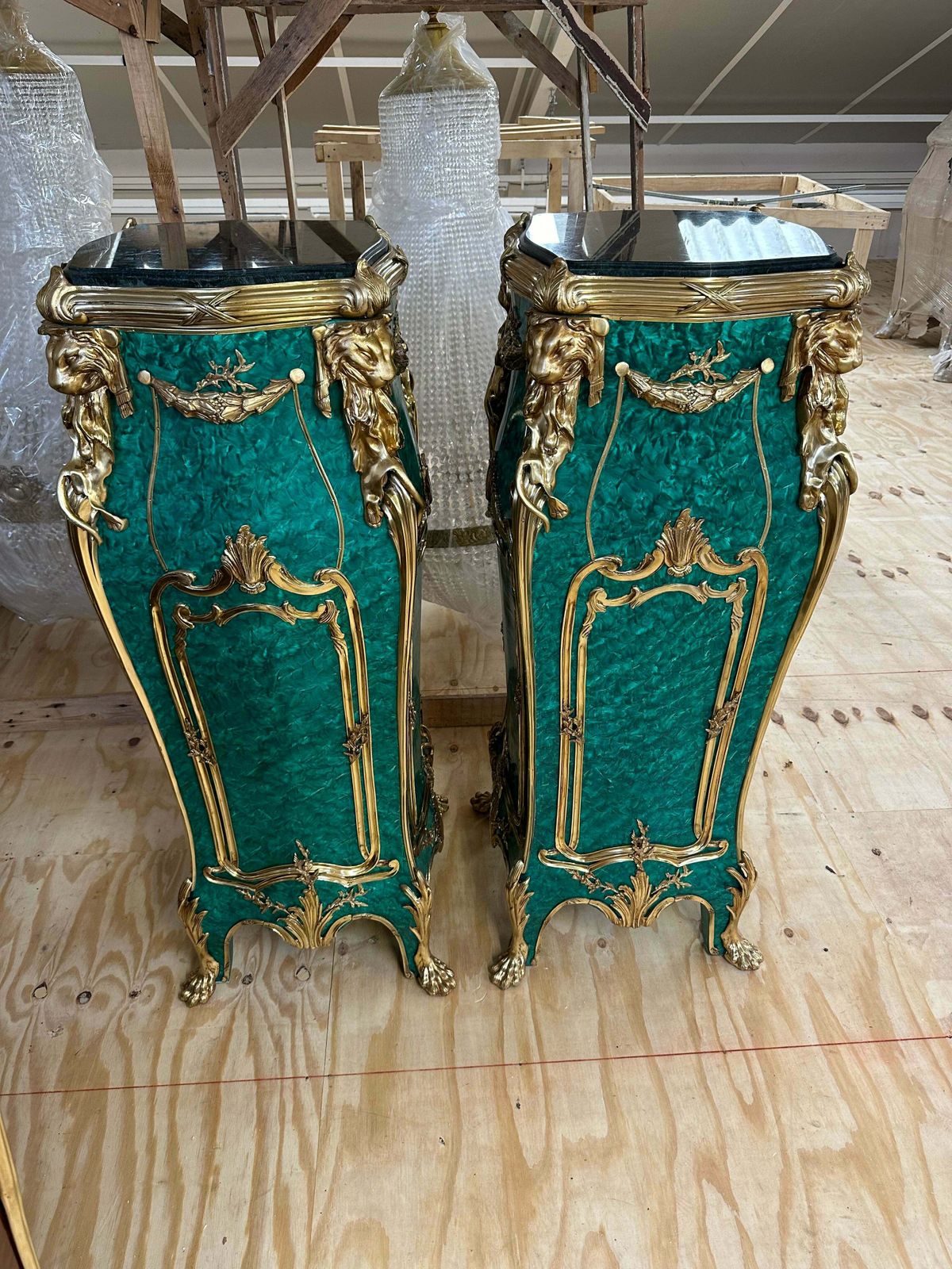 Beautiful Pair Of Louis XV Green Malachite, Bronze Mounted Lion Head Stands photo 6975.0