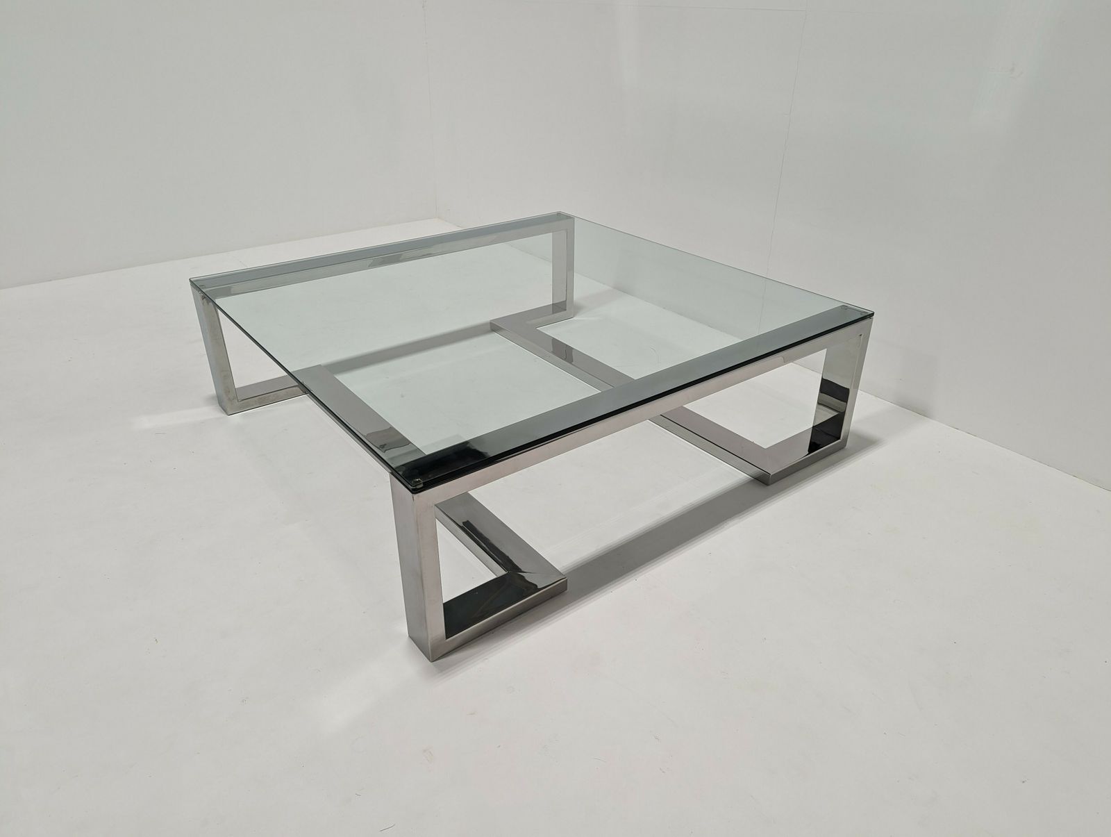 800.0 Decorus Arissa Chrome Coffee Cocktail Table photo