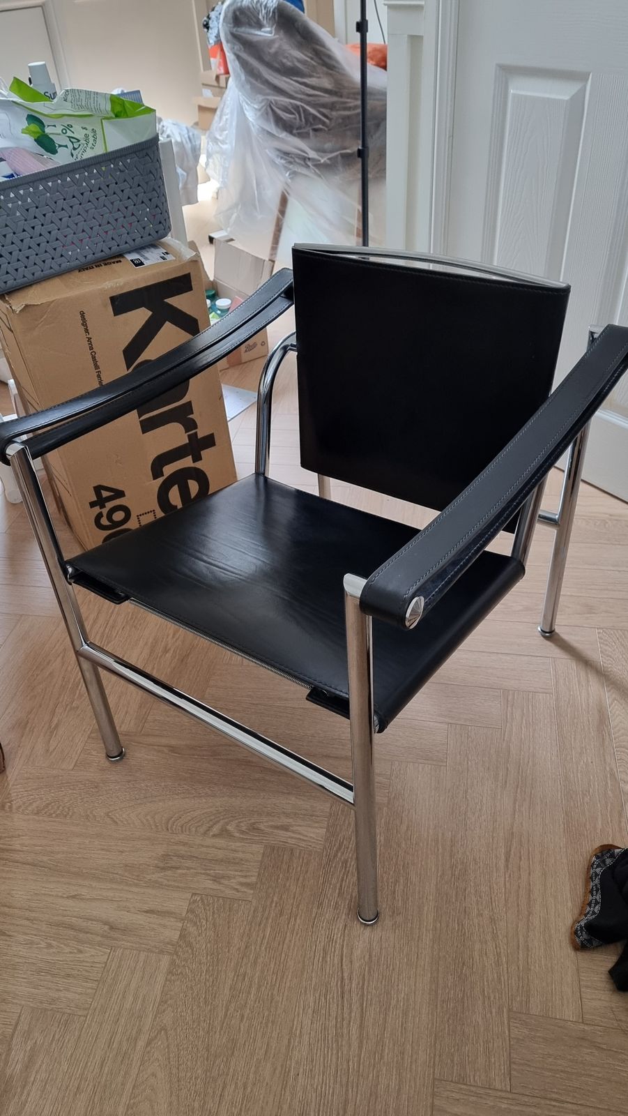 20th Century Cassina Le Corbusier Lc1 Chair Black Leather photo furniture