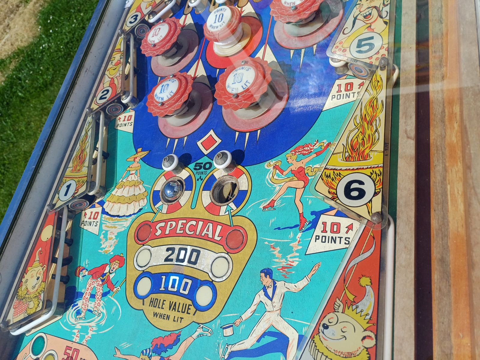 photo for sale Gottlieb Ice Pinball Revue 1965