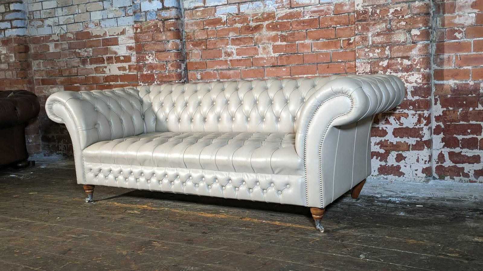 Stunning Grey Leather 3 Seater Cliveden Sofa photo Furniture